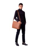 The Carismatico Brown Leather Messenger Bag