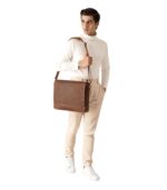 The Carismatico Vintage Tan Brown Leather Messenger Bag
