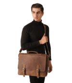 The Cristoph Vintage Tan Leather Messenger Bag - Image 7