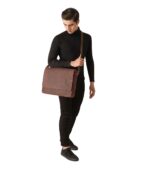 The Carismatico Vintage Distressed Brown Leather Messenger Bag - Image 8