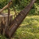 Classic Brown Leather Rifle Case – Handcrafted Padded Sleeve - Image 4